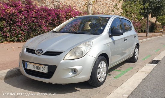 Hyundai i20 1.2 CLASSIC GASOLINA 5P - Barcelona