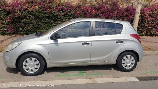 Hyundai i20 1.2 CLASSIC GASOLINA 5P - Barcelona