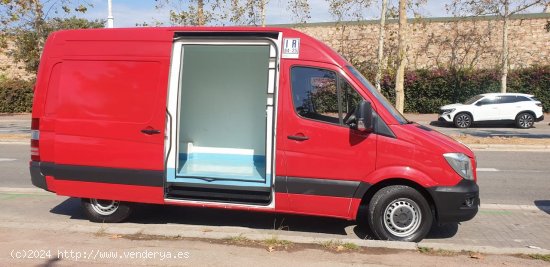 Mercedes Sprinter 314 CDI MEDIO ISOTERMO TECHO ALTO - Barcelona