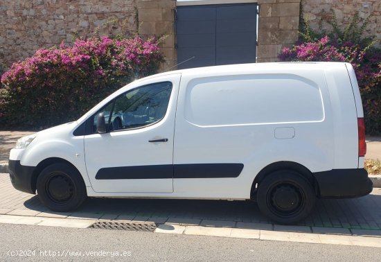 Peugeot Partner LARGO 1.6 HDI 90CV - Barcelona