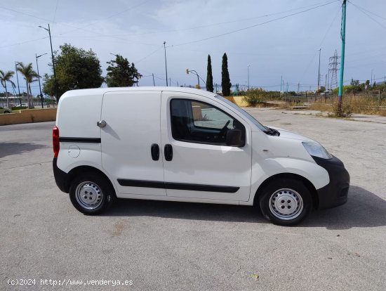 Fiat Fiorino Cargo FIAT Fiorino Cargo Base 1.3 Mjet 80 CV MT5 E6 - Málaga