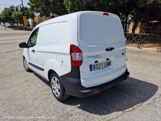 Ford Courier TRANSIT COURIER VAN 1.5 TDCI CERTIFICADO DE KILOMETROS Y CARROCERIA - Málaga