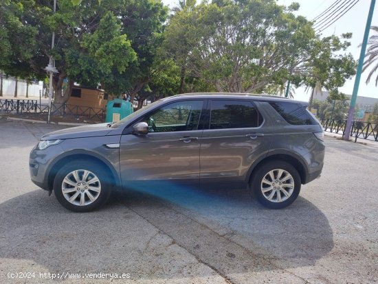 Land-Rover Discovery Sport 2.0 TD4 150CV 4X2 HSE - Málaga