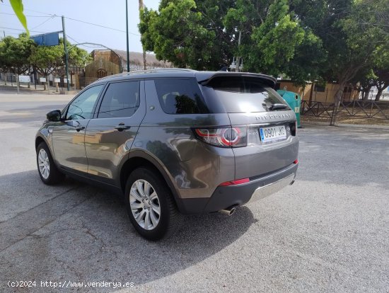 Land-Rover Discovery Sport 2.0 TD4 150CV 4X2 HSE - Málaga