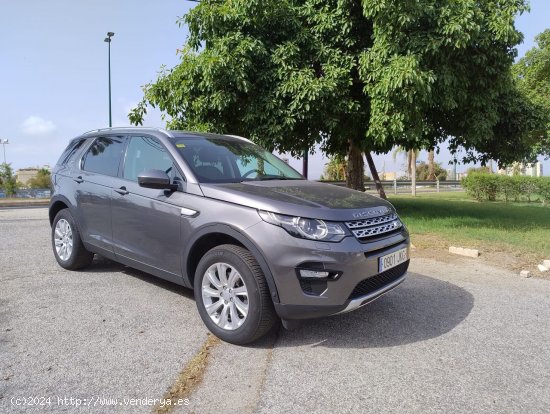 Land-Rover Discovery Sport 2.0 TD4 150CV 4X2 HSE - Málaga