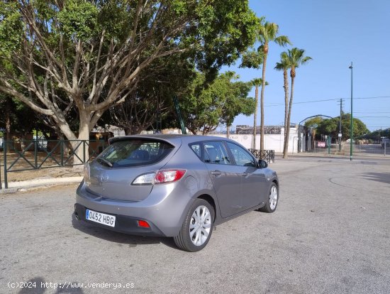 Mazda 3 1.6 CRDT ACTIVE SPORT 110 CV CERTIFICADO DE KILOMETROS Y CARROCERIA - Málaga