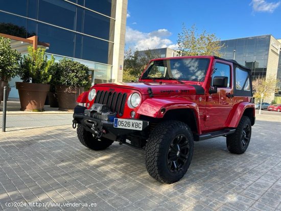 Jeep Wrangler 2.8 TDi Sáhara 4x4 Automático. 200 cv. Capota rígida - Cornellà