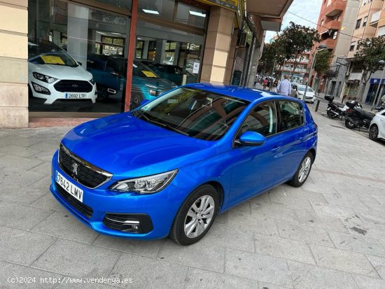 Peugeot 308 1.2 110CV Pure Tech Active - Cornellà