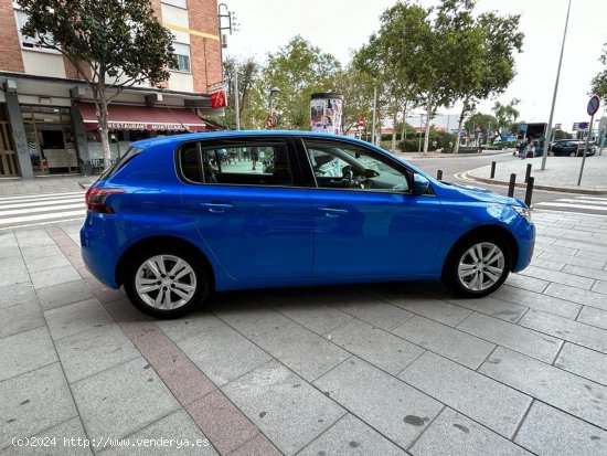 Peugeot 308 1.2 110CV Pure Tech Active - Cornellà