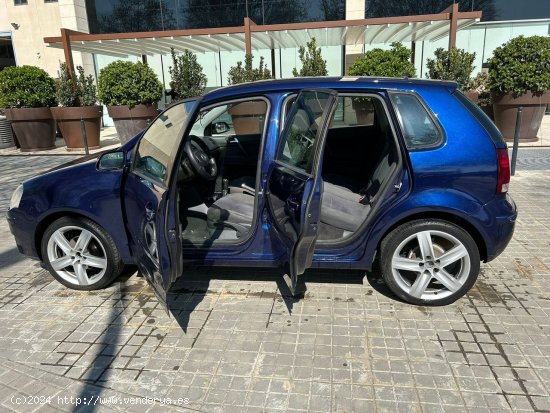 Volkswagen Polo 1.4 90CV - Cornellà