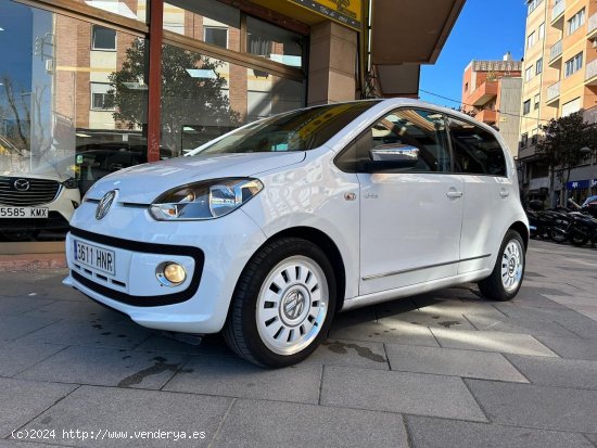 Volkswagen up! 1.0 12V BlueMotion 75 cv - Cornellà