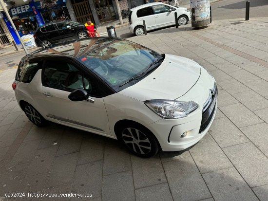 Citroën DS3 Desire pack confort gps - Cornellà