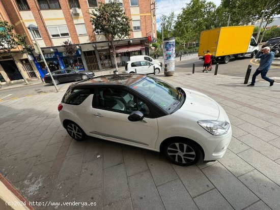 Citroën DS3 Desire pack confort gps - Cornellà