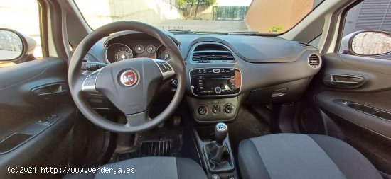 Fiat Punto 1.3 POP MULTIJET 5P - Madrid