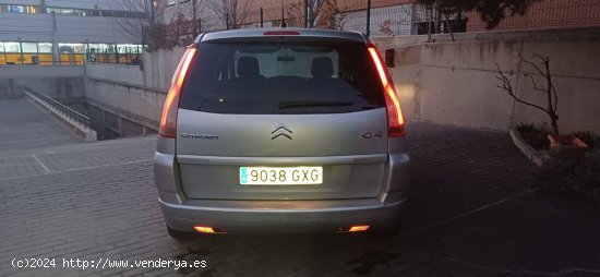 Citroën Grand C4 Picasso 1.6 HDI COOL 110CV 7 PLAZAS - Madrid