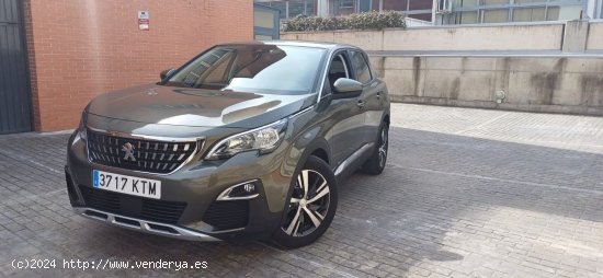 Peugeot 3008 1.5 BlueHDI EAT8 S&S ALLURE - Madrid