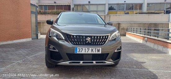 Peugeot 3008 1.5 BlueHDI EAT8 S&S ALLURE - Madrid