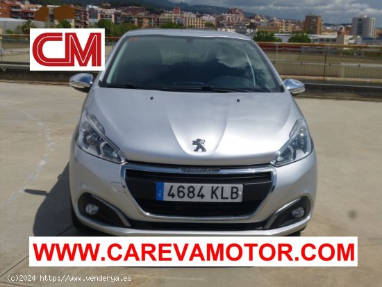 Peugeot 208 1.2 PURETECH 82CV STYLE 5P - Mataró