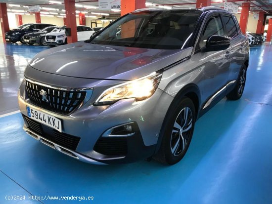 Peugeot 3008 1.5 HDI 130CV ALLURE - El Prat de Llobregat