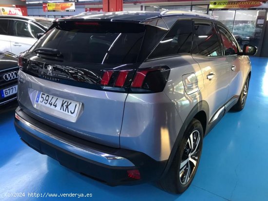 Peugeot 3008 1.5 HDI 130CV ALLURE - El Prat de Llobregat