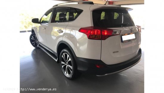 Toyota Rav4 2.0D 124CV ADVANCE - El Prat de Llobregat