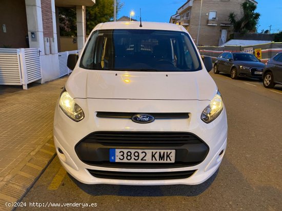  Ford Transit Connect KOMBI LARG TREND 230 L2 100CV - Sant Vicenç dels Horts 