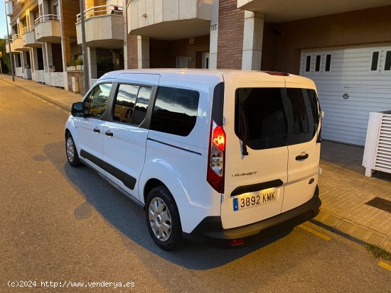 Ford Transit Connect KOMBI LARG TREND 230 L2 100CV - Sant Vicenç dels Horts