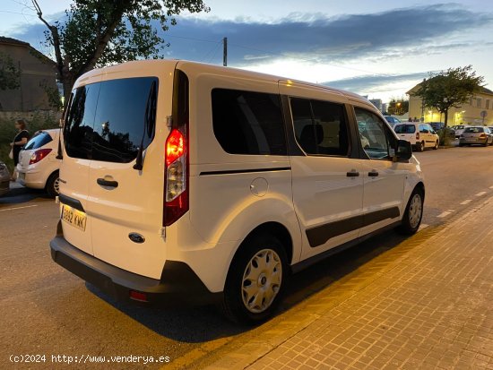 Ford Transit Connect KOMBI LARG TREND 230 L2 100CV - Sant Vicenç dels Horts