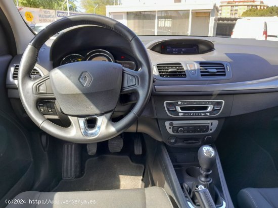 Renault Megane 1.2 TCE 116 CV LIMITED - Mollet del Vallès