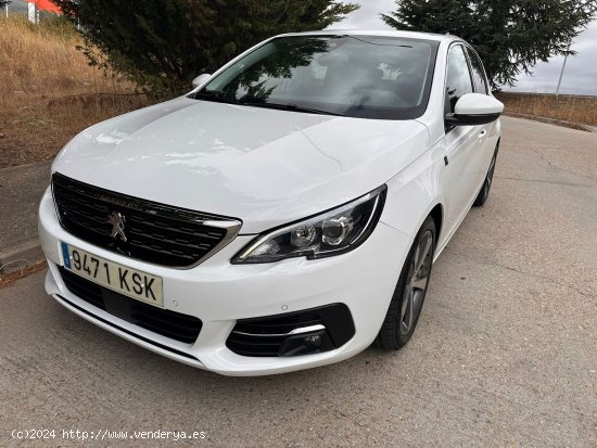 Peugeot 308 1.2 puretech 130 tech edition - Burgos