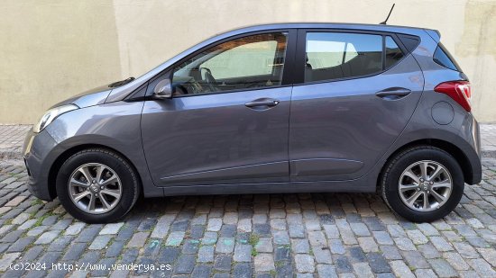 Hyundai i10 1.0 TECNO 