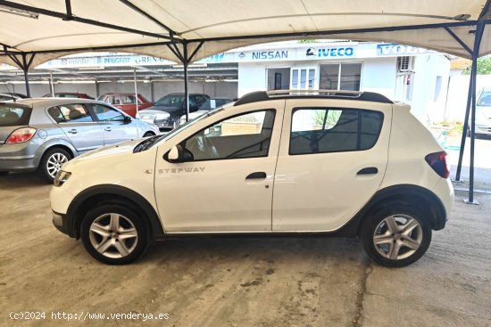 Dacia Sandero Stepway DCI 90 EU6 - Cornella de Terri