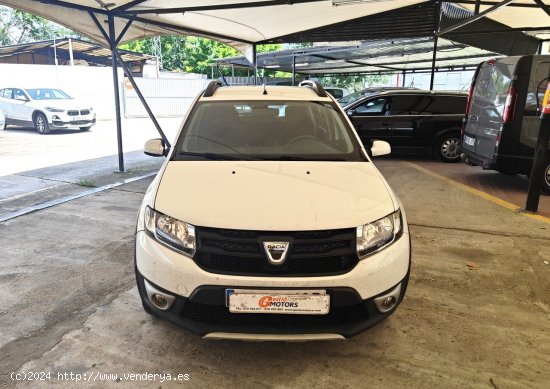 Dacia Sandero Stepway DCI 90 EU6 - Cornella de Terri