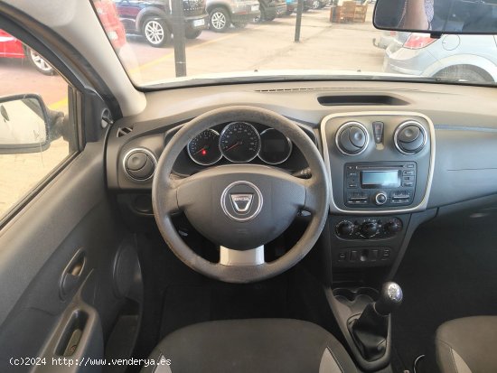 Dacia Sandero Stepway DCI 90 EU6 - Cornella de Terri