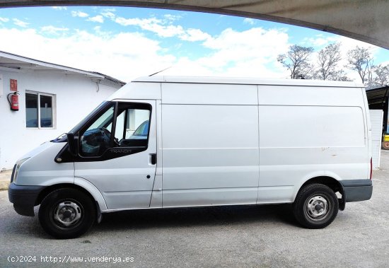 Ford Transit  Furgon 350 L SUPERELEVADO 100cv TT - Cornella de Terri