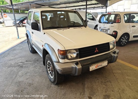 Mitsubishi Montero 2.5 TDI GLS STSN. CORTO - Cornella de Terri