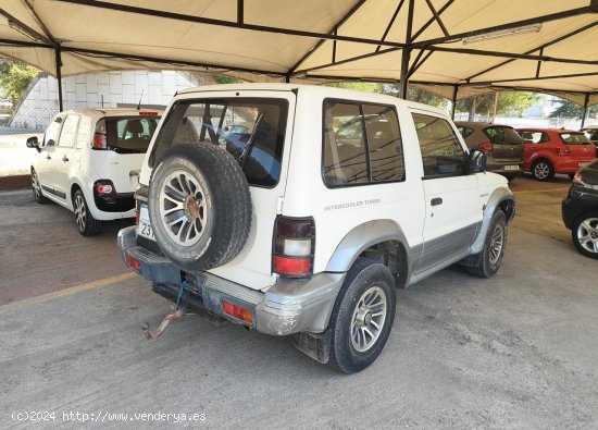 Mitsubishi Montero 2.5 TDI GLS STSN. CORTO - Cornella de Terri