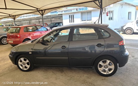 Seat Ibiza 1.4  16v 75CV  COOL - Cornella de Terri