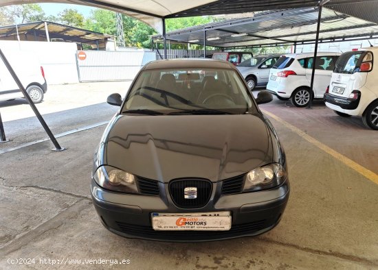 Seat Ibiza 1.4  16v 75CV  COOL - Cornella de Terri