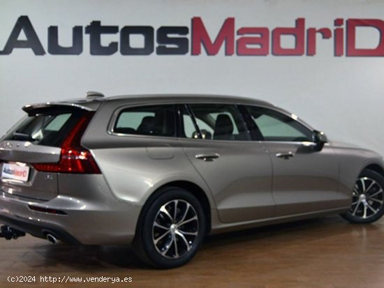 Volvo V60 2.0 MOMENTUM PRO - San Sebastián de los Reyes