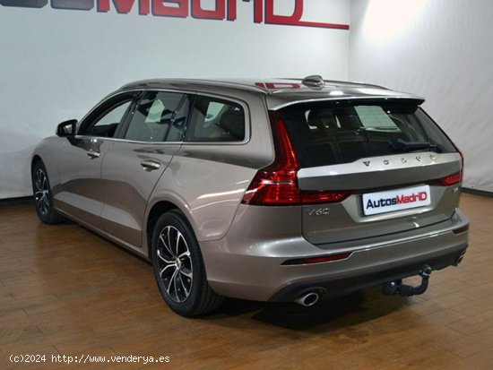 Volvo V60 2.0 MOMENTUM PRO - San Sebastián de los Reyes