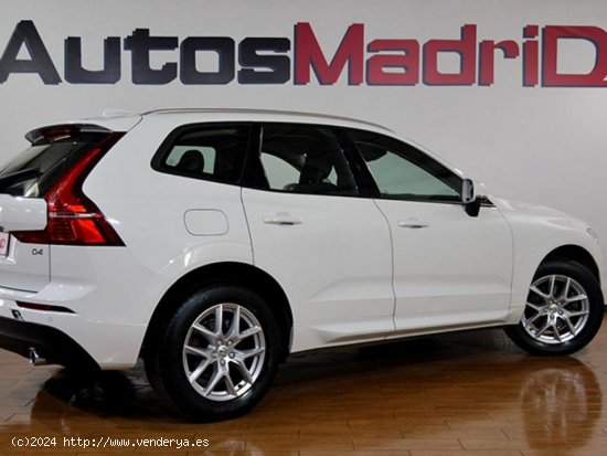 Volvo XC-60 2.0 D4 Momentum Auto - San Sebastián de los Reyes