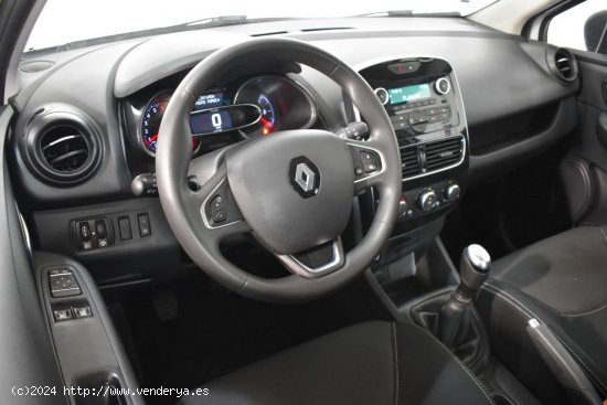 Renault Clio Life 900 TCE 75CV - Fornells de la Selva