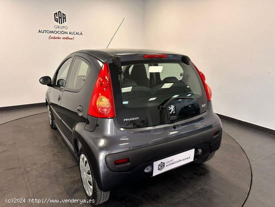 Peugeot 107 1.0i 2Tronic Urban - Alcalá de Henares