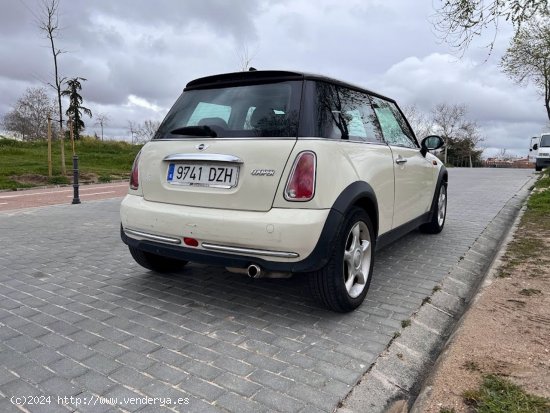 MINI Cooper Manual - Madrid