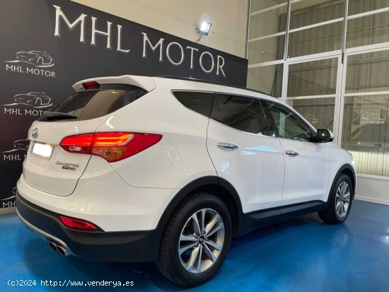 Hyundai Santa Fe 2.2CRDI 4X4 TECNO 7 PLAZAS 196CV - Alcalá de Henares