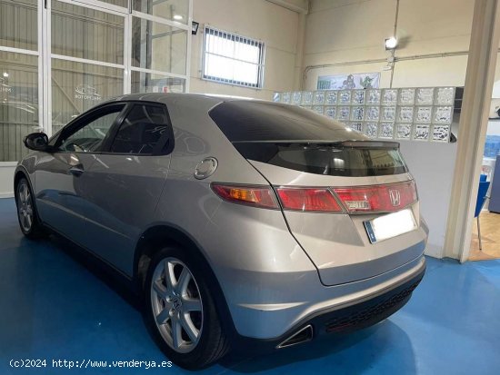 Honda Civic 2.2 iCTDi Sport - Alcalá de Henares