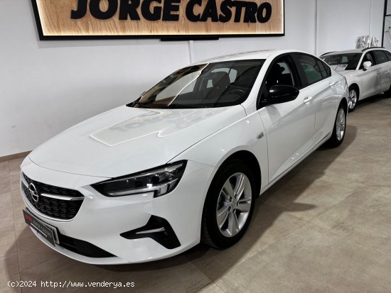 Opel Insignia  Business Edition 1.5D DVH 90kW MT6 berlina con portón 90kW 5P 122cv - Utrera