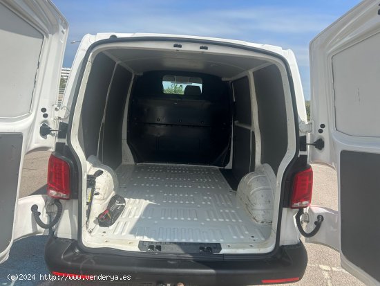 Volkswagen Transporter 2.0 TDI - Alcúdia