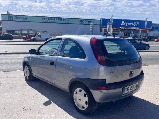 Opel Corsa 1.2 - Málaga